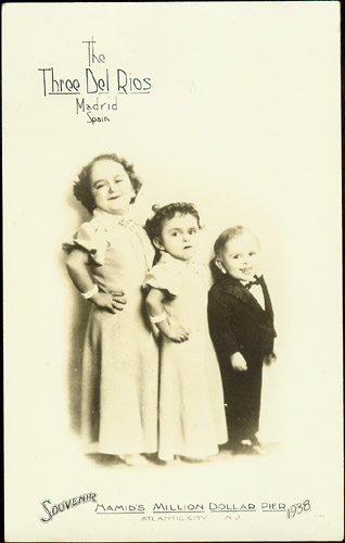 The Three Del Rios Midgets