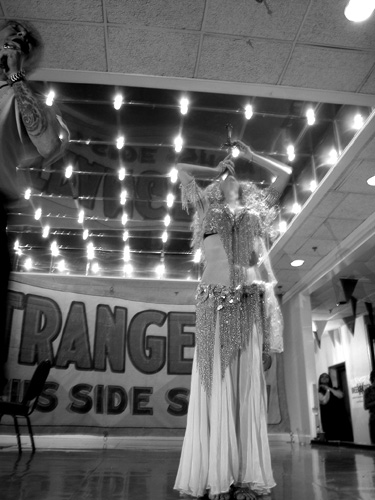 Red talks, Natasha drops
 [This photograph is copyright � 2006 James G. Mundie. All rights reserved.]