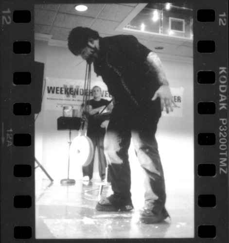 Human pinchushion weightlifting 
[This photograph is copyright � 2006 James G. Mundie. All rights reserved.]